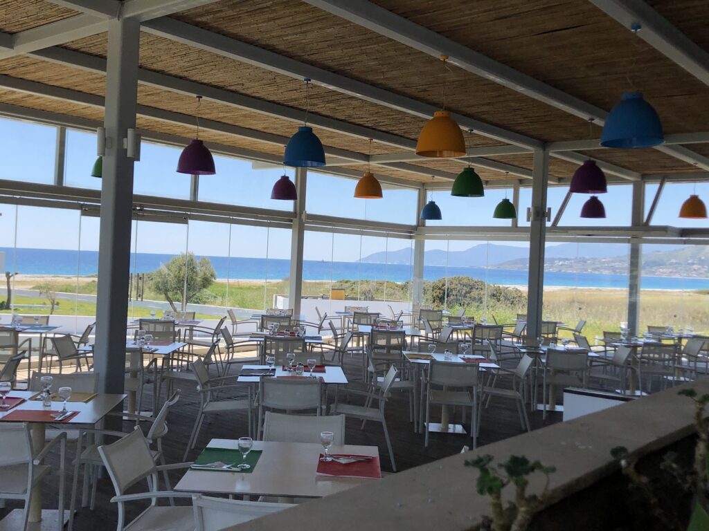 MAIN RESTAURANT VERANDA (16)